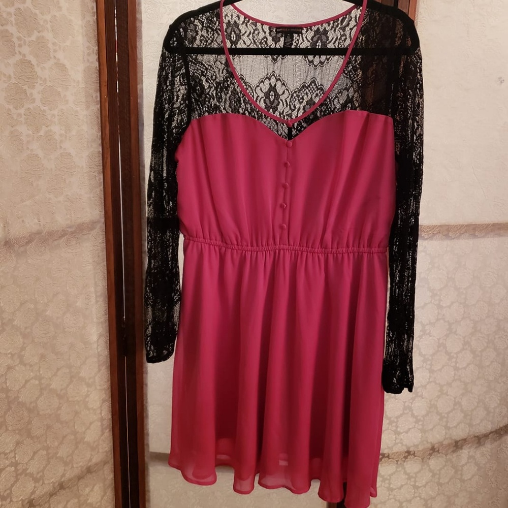 Macys pink with black lace dress